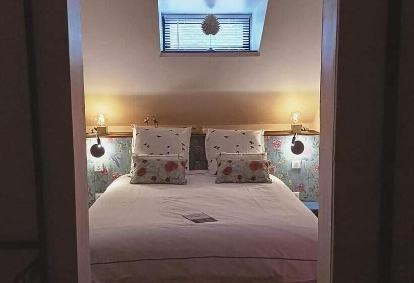 带阳台的豪华间, La Maison Bleue