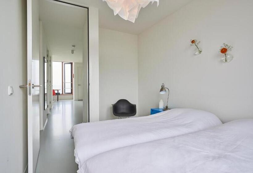1 Bedroom Apartment Lake View, Lake View Apartment Amsterdam