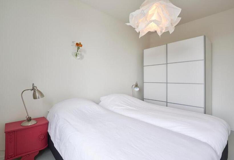 1 Bedroom Apartment Lake View, Lake View Apartment Amsterdam