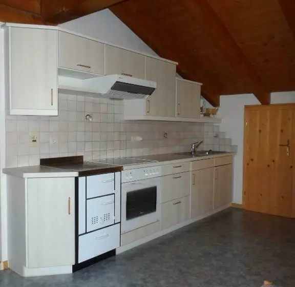 آپارتمان 1 خوابه با بالکن, Burggräflerhof