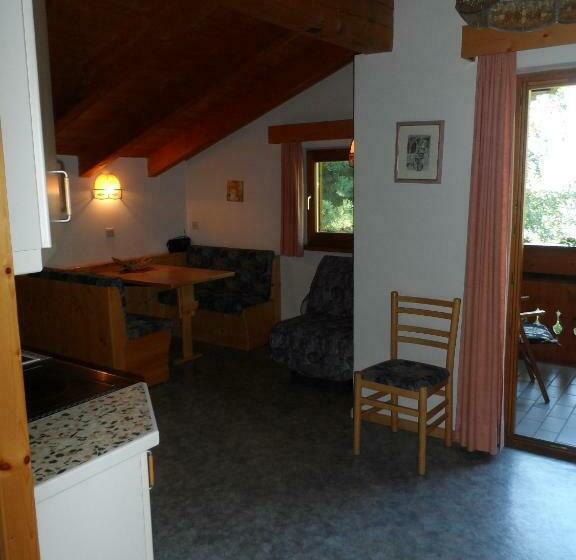 דירה בת חדר שינה 1 עם מרפסת, Burggräflerhof