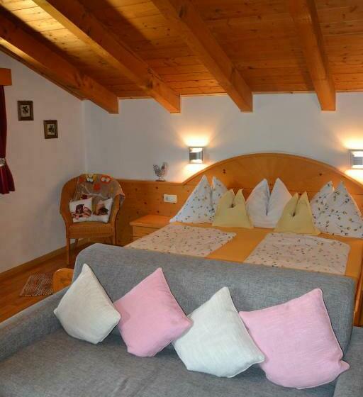 דירה בת חדר שינה 1 עם מרפסת, Burggräflerhof