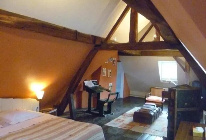 ガーデンビュースタンダードルーム, Chambre D Hôtes Les Augustins   Parking Sécurisé   Borne De Recharge