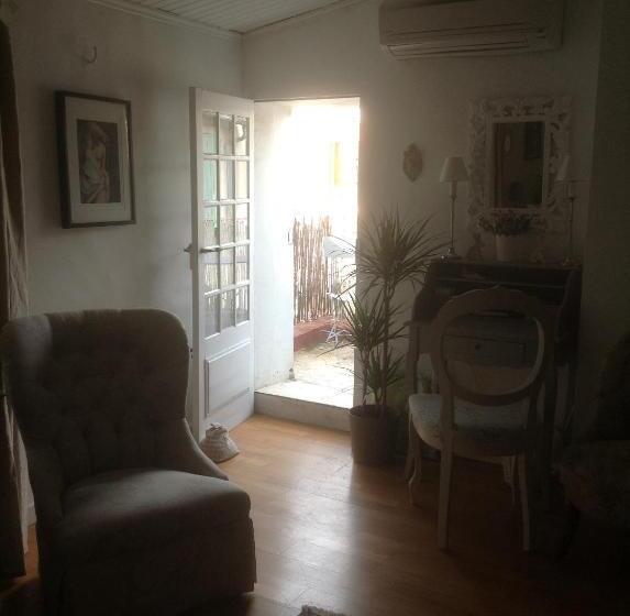 バルコニー付きデラックスルーム, Le Petit Figuier