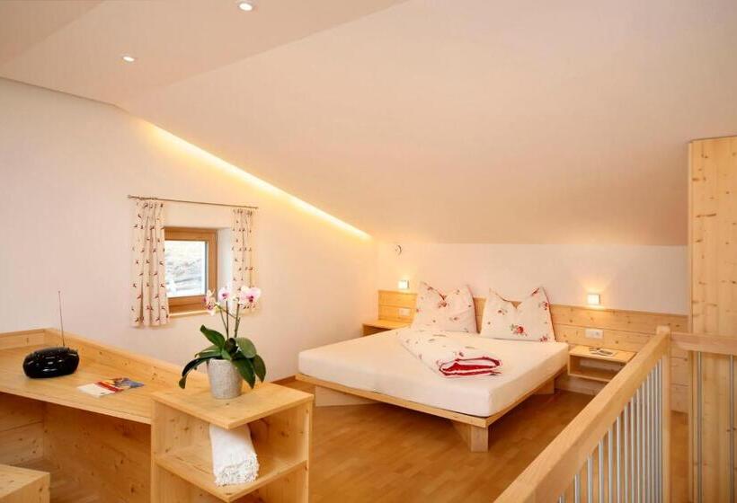 2ベッドルームアパートメント, Salahaus