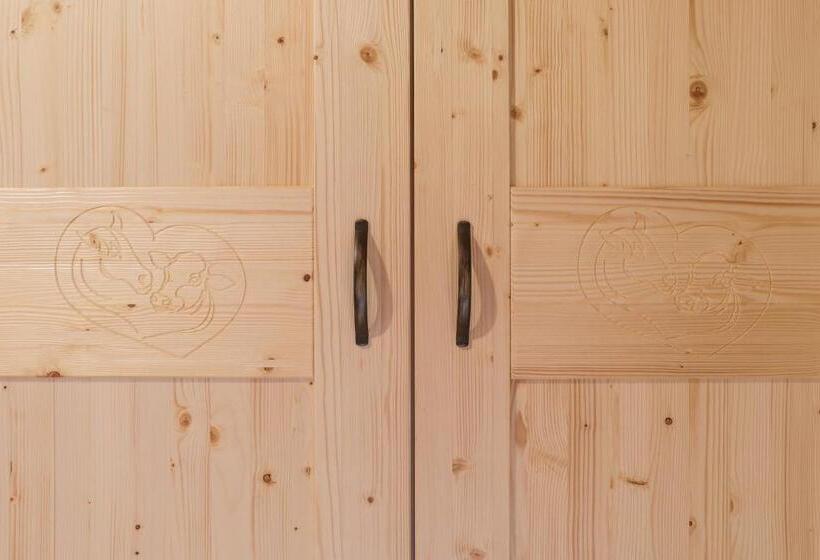 اتاق استاندارد با چشم‌انداز, Tourist Farm Mulej