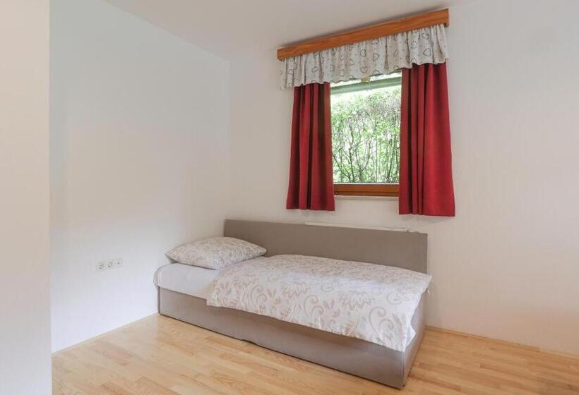 اتاق استاندارد با تراس, Tourist Farm Mulej