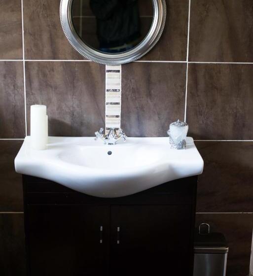 디럭스 룸, Oleratong Guest House