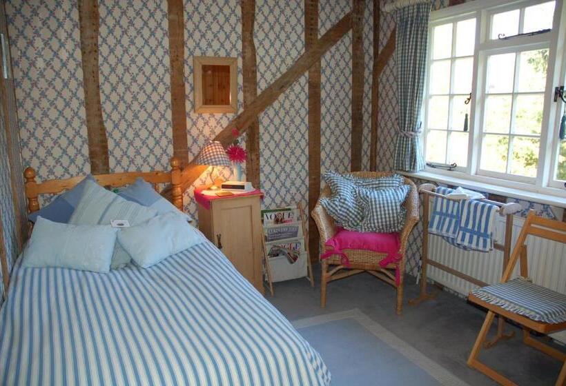 غرفة قياسية فردية حمام مشترك, Clayton Wickham Farmhouse