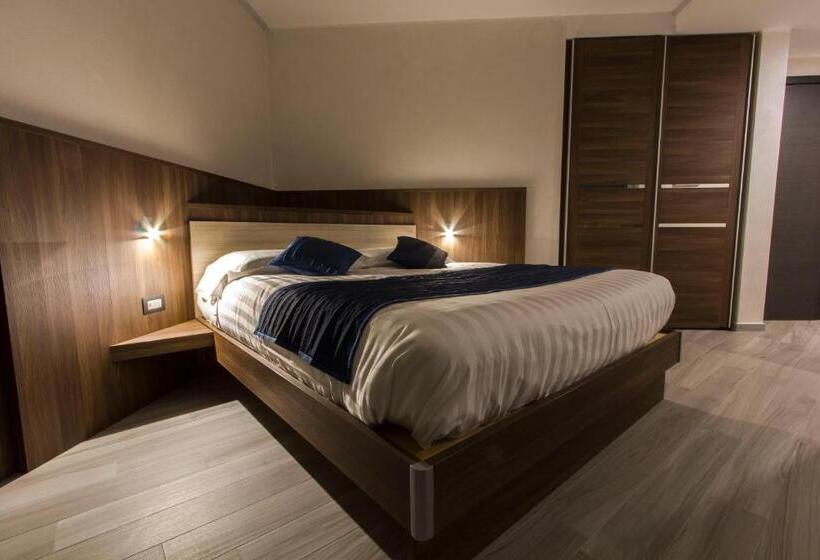 חדר סטנדרט, Mito