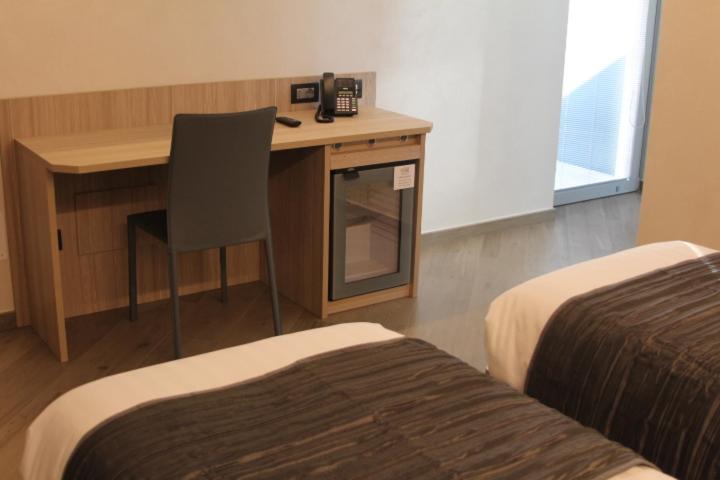 חדר סטנדרט, Mito