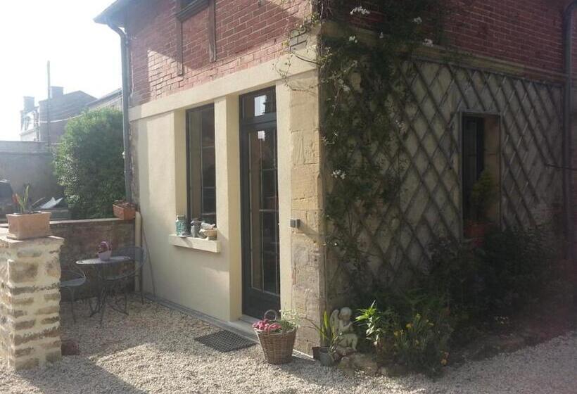 스위트 킹사이즈 침대, La Cantellerie