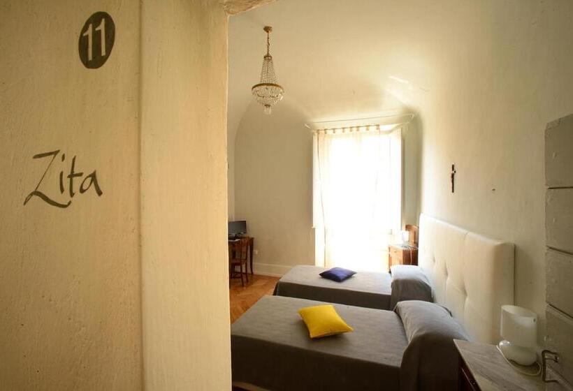 اتاق استاندارد چهار تخته, La Foresteria Del Convento