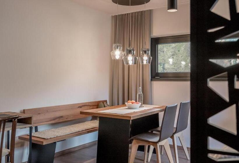 Apartamento Deluxe 1 Dormitório, Corso Living