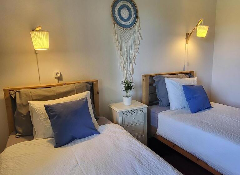 غرفة قياسية حمام مشترك, Arrifana Pines