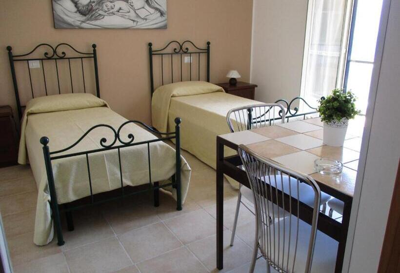 Triple Room Sea View, Fatamorganamessina