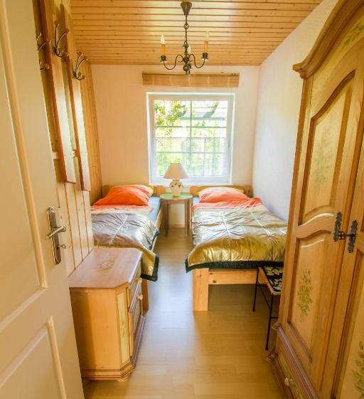 低层单卧公寓, Haus Waldwiese