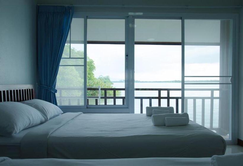 اتاق استاندارد با بالکن و چشمانداز دریا, Meena Resort