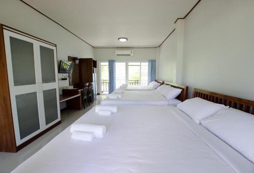 اتاق خانوادگی, Meena Resort