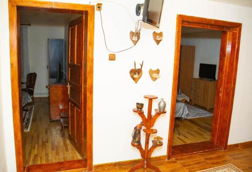 Номер Стандарт, La Mihai