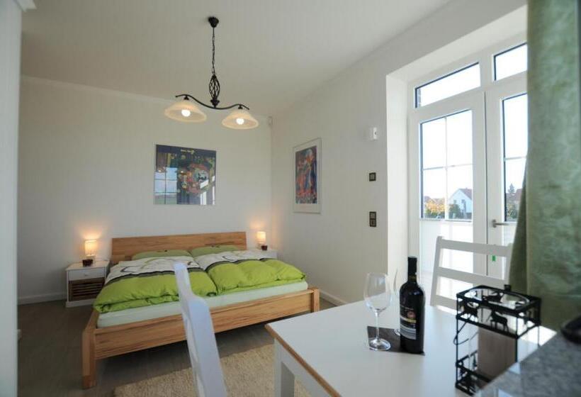 ガーデンビュースタンダードルーム, Villa Toskana