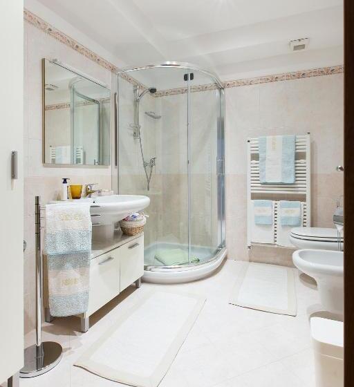 スタンダードルーム, B&b La Corte