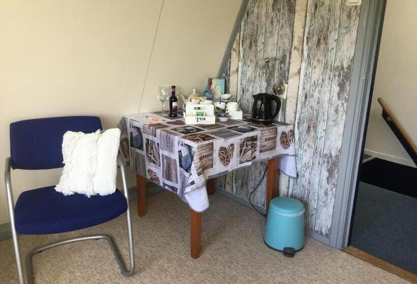 エコノミールーム, Bed And Breakfast Ineke En John