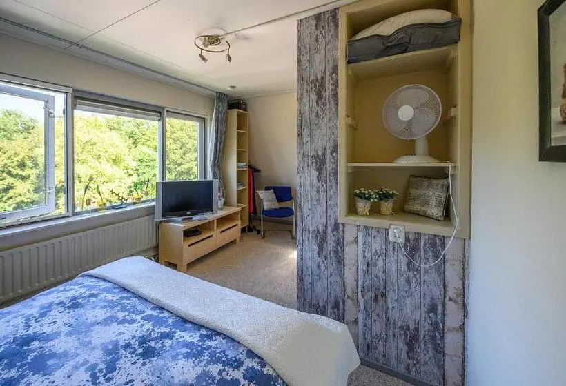 エコノミールーム, Bed And Breakfast Ineke En John