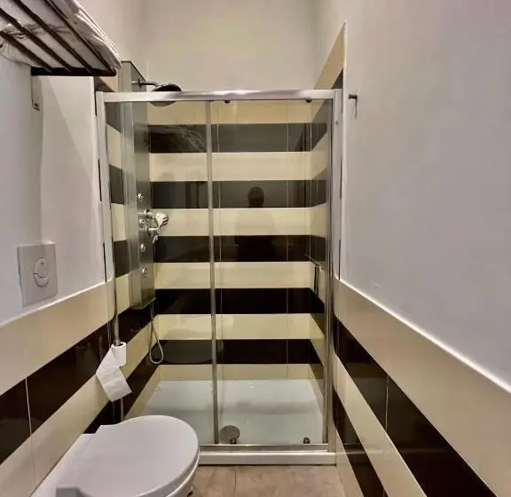 スタンダード４人部屋, La Maison