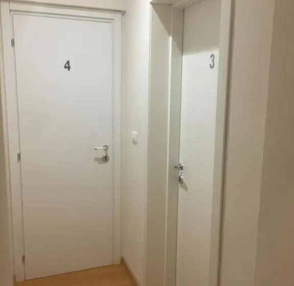 スタンダード４人部屋, La Maison