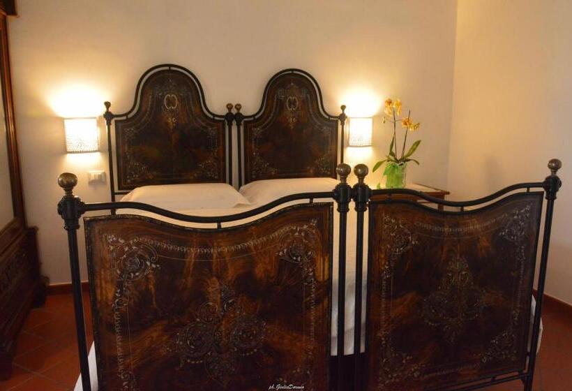 חדר דלוקס, Le Garitte