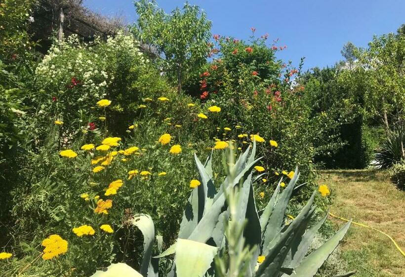 בית, 4 חדרי שינה, Gites Du Raby