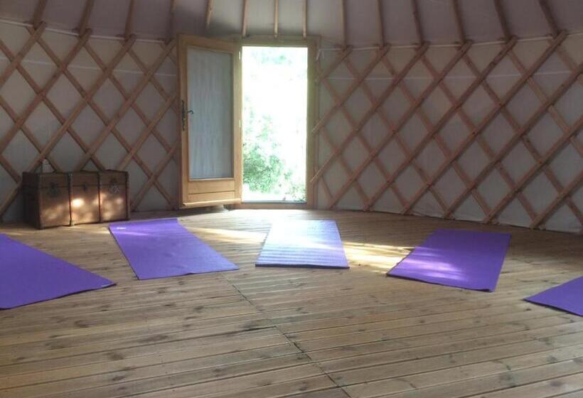 דירת חדר נוף לגינה, Gites Du Raby