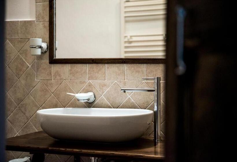 스탠다드 룸 킹사이즈 침대, Il Giardino Di Lavanda