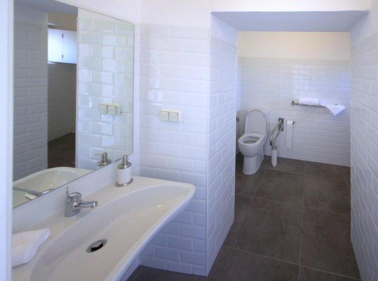 豪华海景房带阳台, Moinhos Das Marés