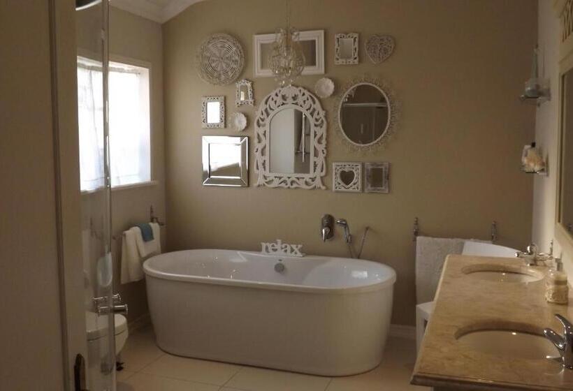 スイート, Tiree B&b