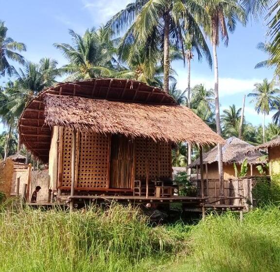 بانگلوی استاندارد, Prince John Beachfront Eco Bungalows And Restaurant