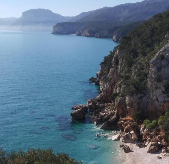 חדר סטנדרט לשלושה, B&b Littu