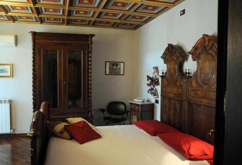 Habitación Estándar Baño Exterior, B&b Luce Riflessa