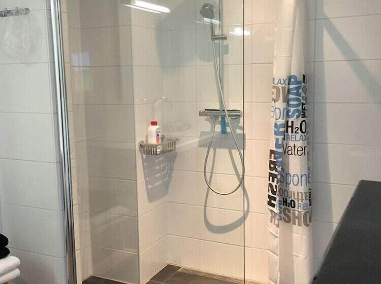 דירת חדר, Boerderij De Waard