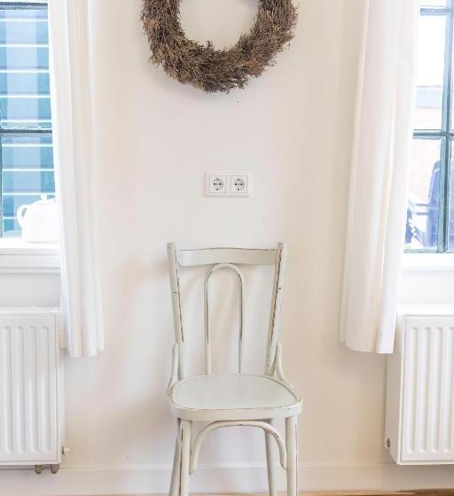 标准三人间, De Vijgenhof