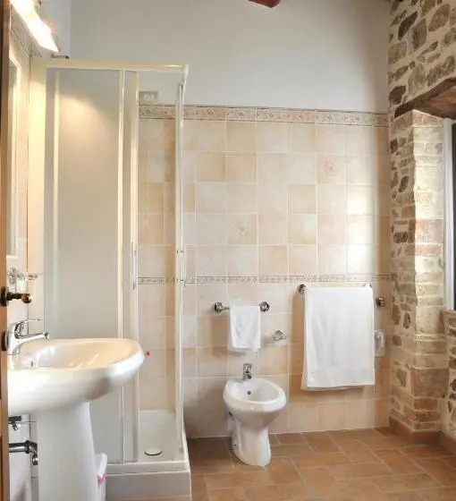 スタンダード4人部屋, Agriturismo Arcobaleno Della Torretta