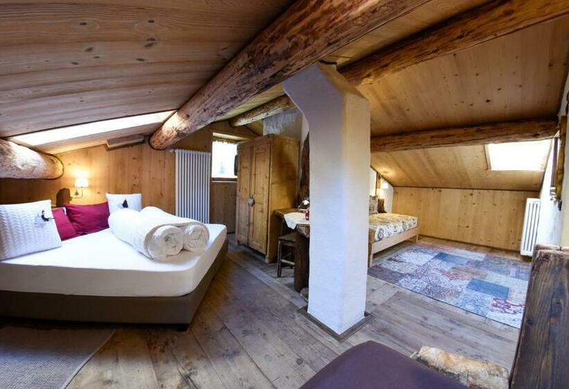 اتاق لوکس, Agriturismo Baita De L All