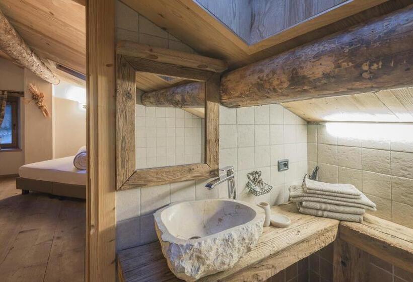 اتاق لوکس, Agriturismo Baita De L All