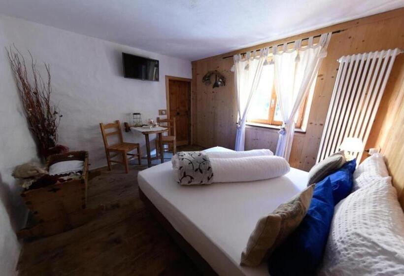 اتاق لوکس, Agriturismo Baita De L All