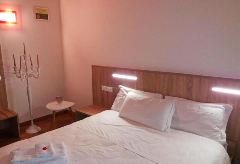 اتاق استاندارد, Al Cavaliere