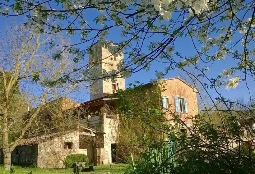 Talo 2 Makuuhuonetta, Capannacce Organic And Horse Farm