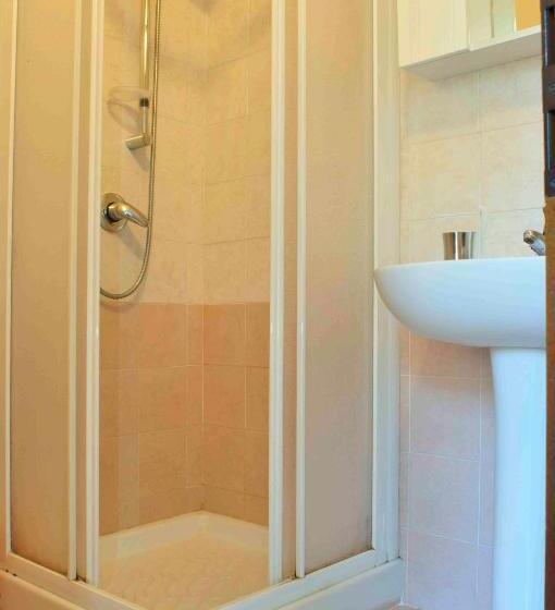 スタンダードルーム, Affittacamere In Piazzetta Da Vasco