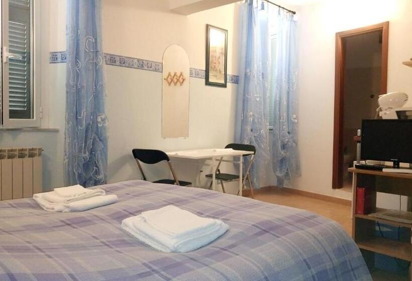 スタンダードルーム, Affittacamere In Piazzetta Da Vasco