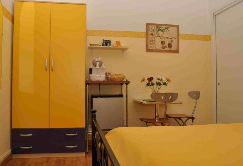 スタンダードルーム, Affittacamere In Piazzetta Da Vasco